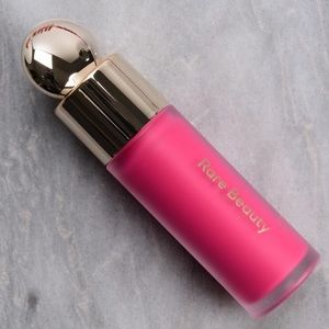 Rare Beauty Blush- Lucky